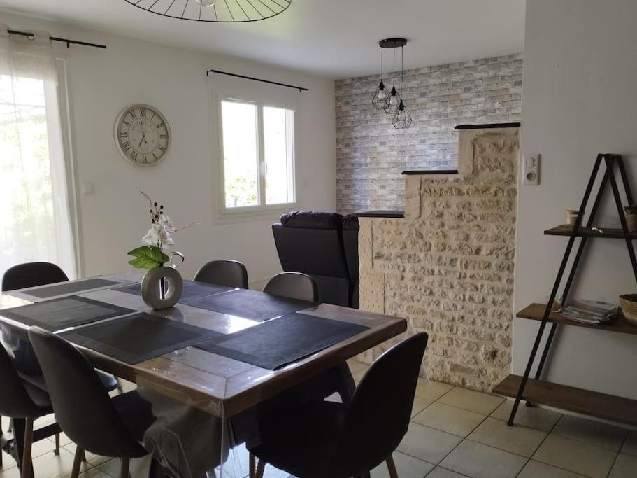 Gite Le Vieux Moulin Sansais Dış mekan fotoğraf